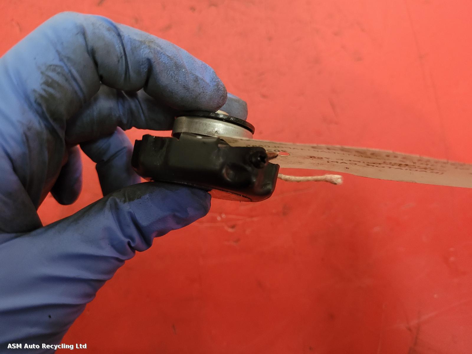 View Auto part Radiator Cap Triumph Street Triple R 2023