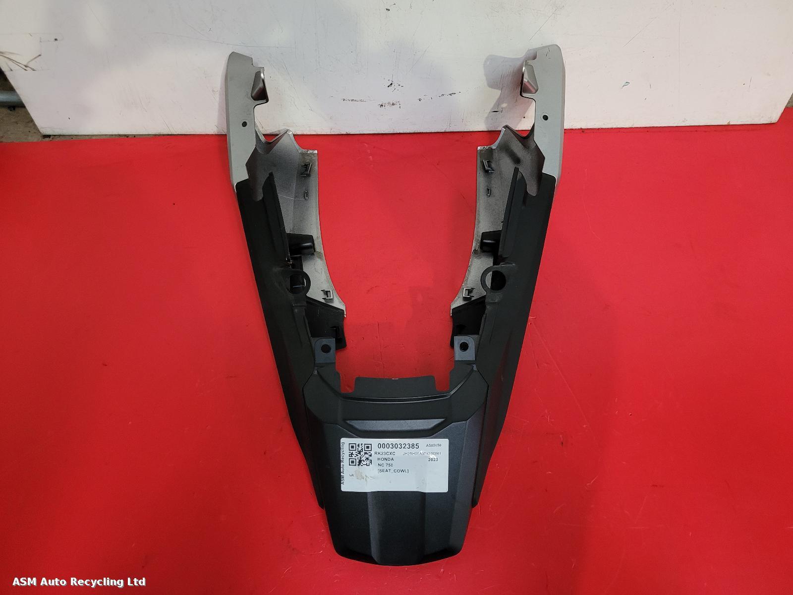 View Auto part Seat Cowl Honda Nc 750 2023