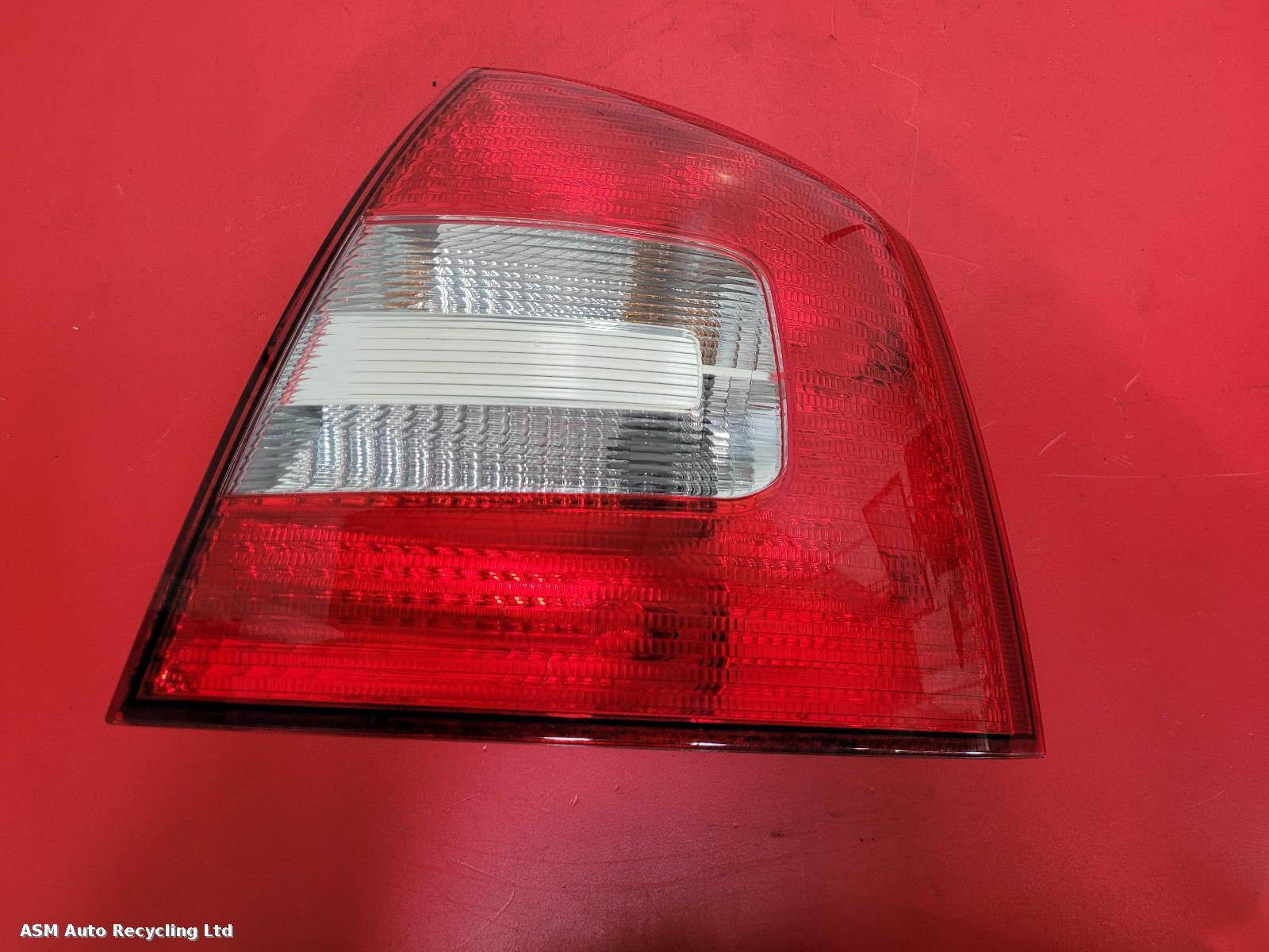 View Auto part R Taillight Skoda Octavia 2009