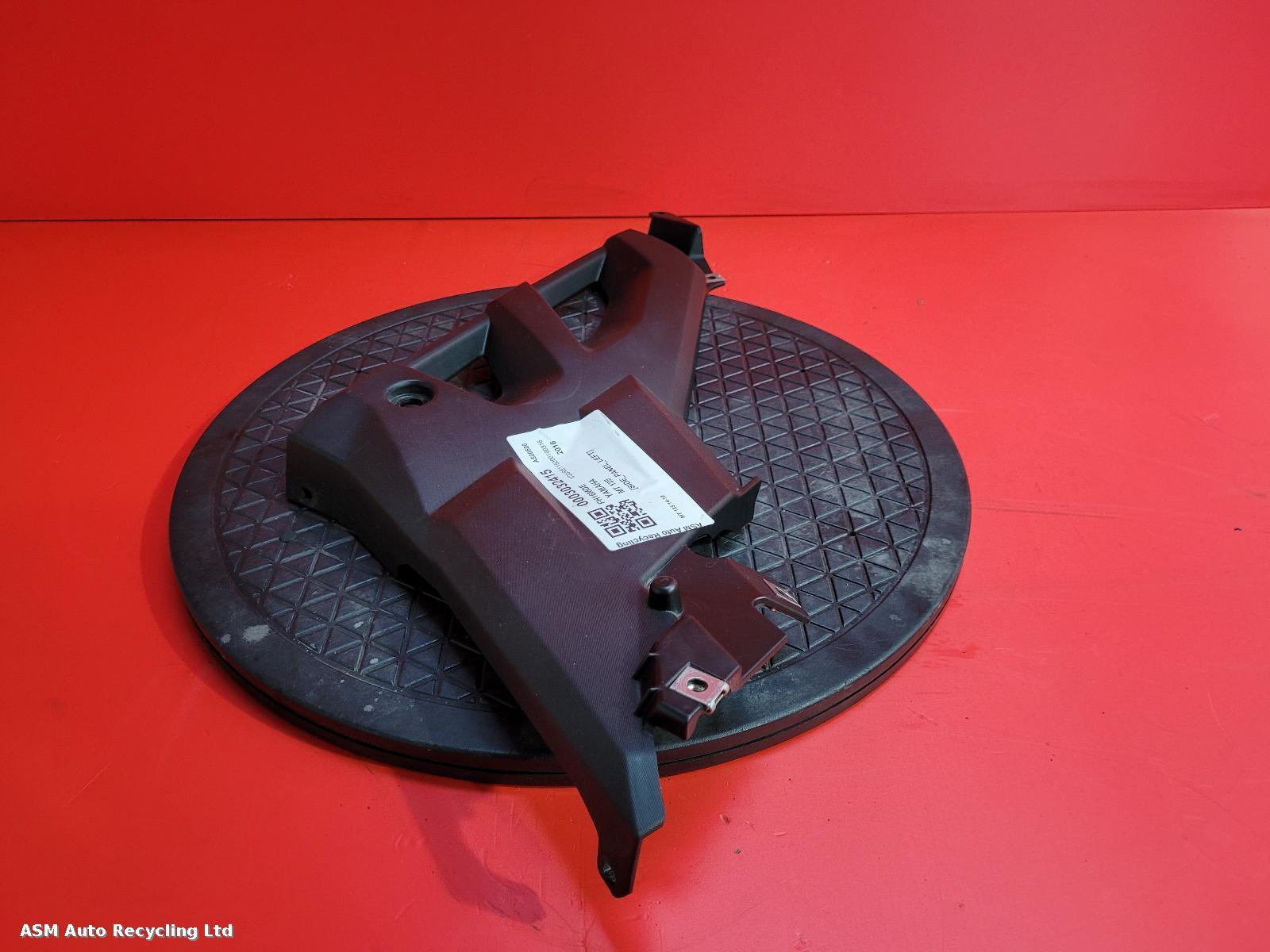 View Auto part Side Panel Left Yamaha Mt 125 2016