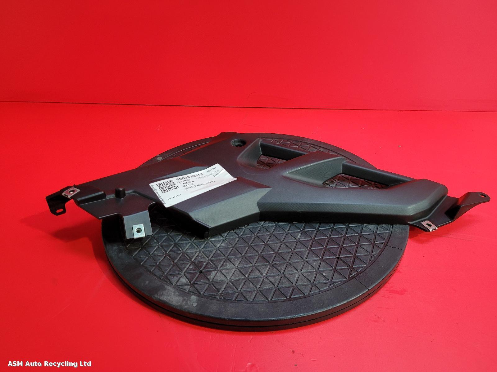 View Auto part Side Panel Left Yamaha Mt 125 2016