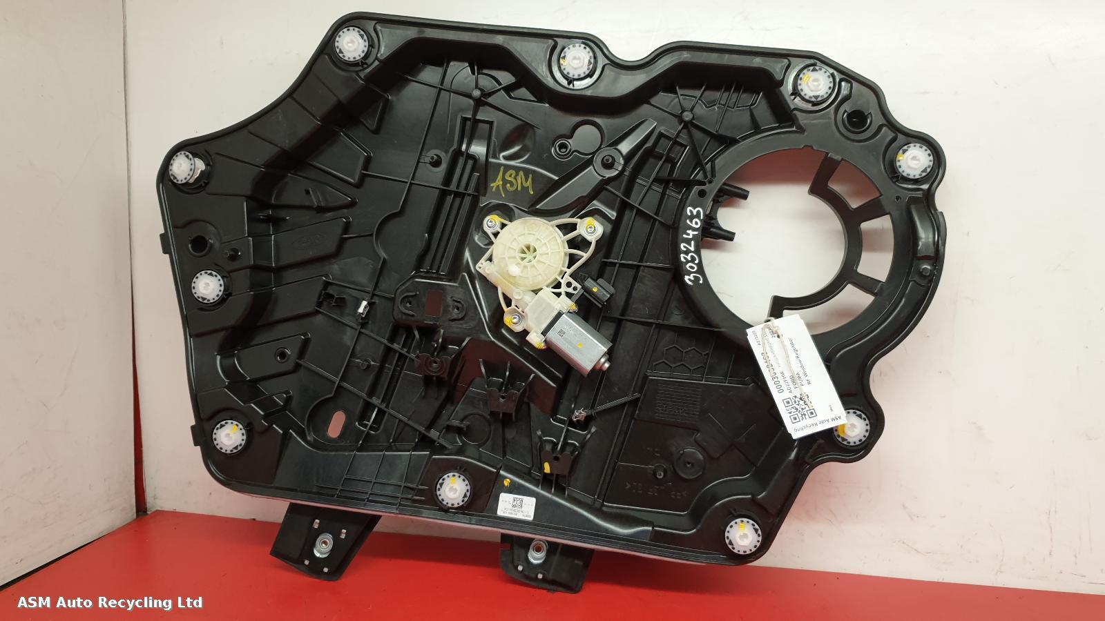 View Auto part RF Window Regulator Ford Puma 2022