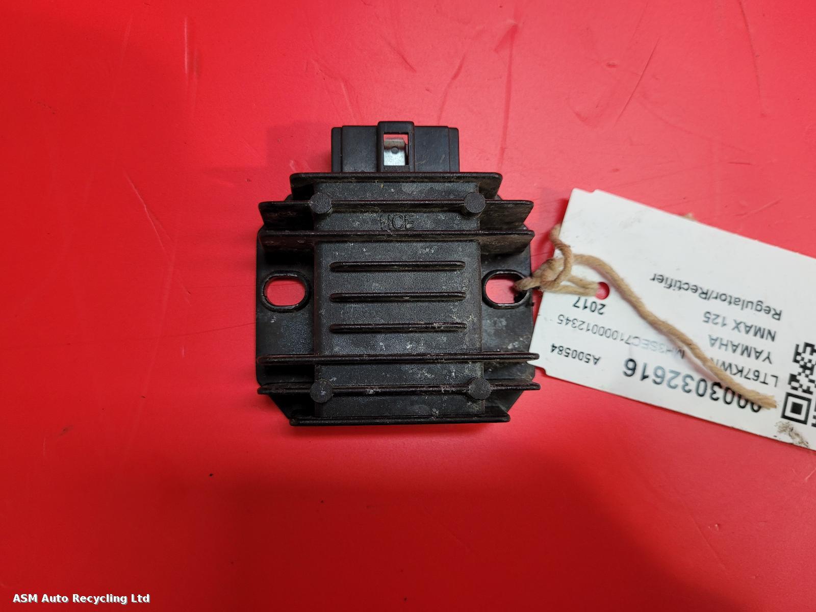 View Auto part Regulator/Rectifier Yamaha Nmax 125 2017
