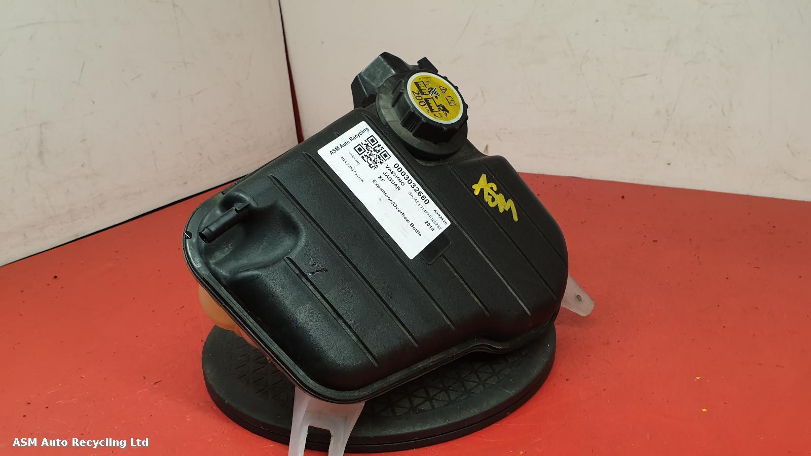 View Auto part Overflow Bottle Jaguar Xf 2014