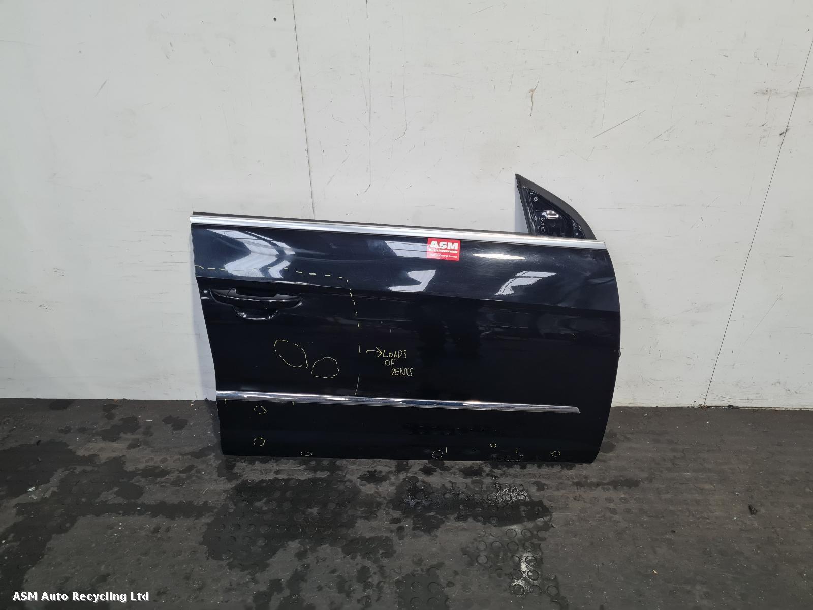 View Auto part R Front Door Volkswagen Passat Cc 2010