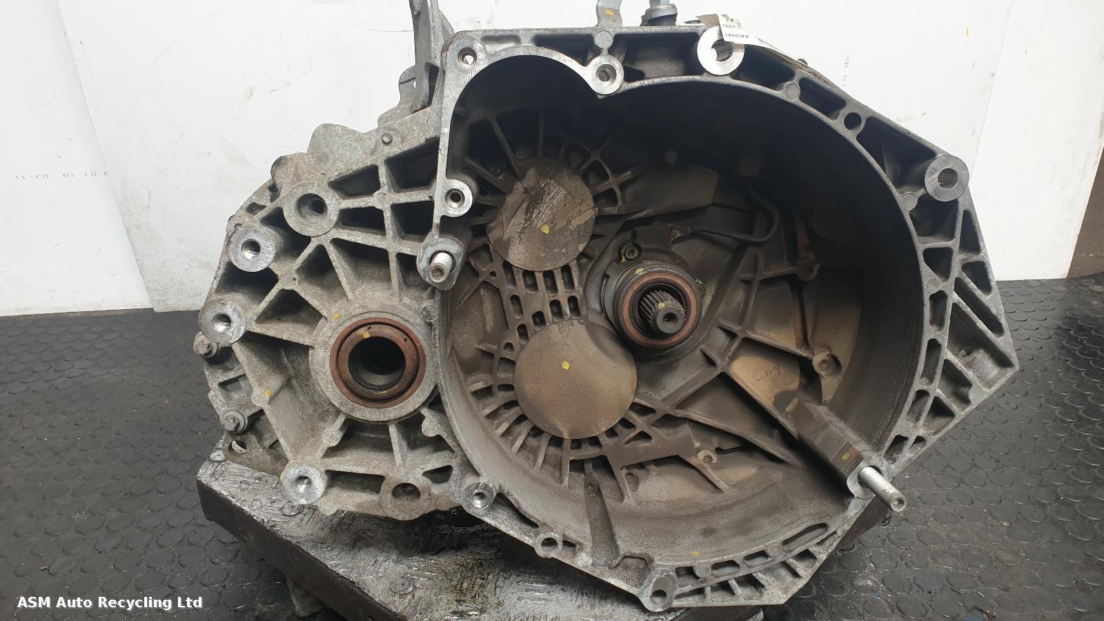 View Auto part Gearbox Vauxhall Insignia 2013
