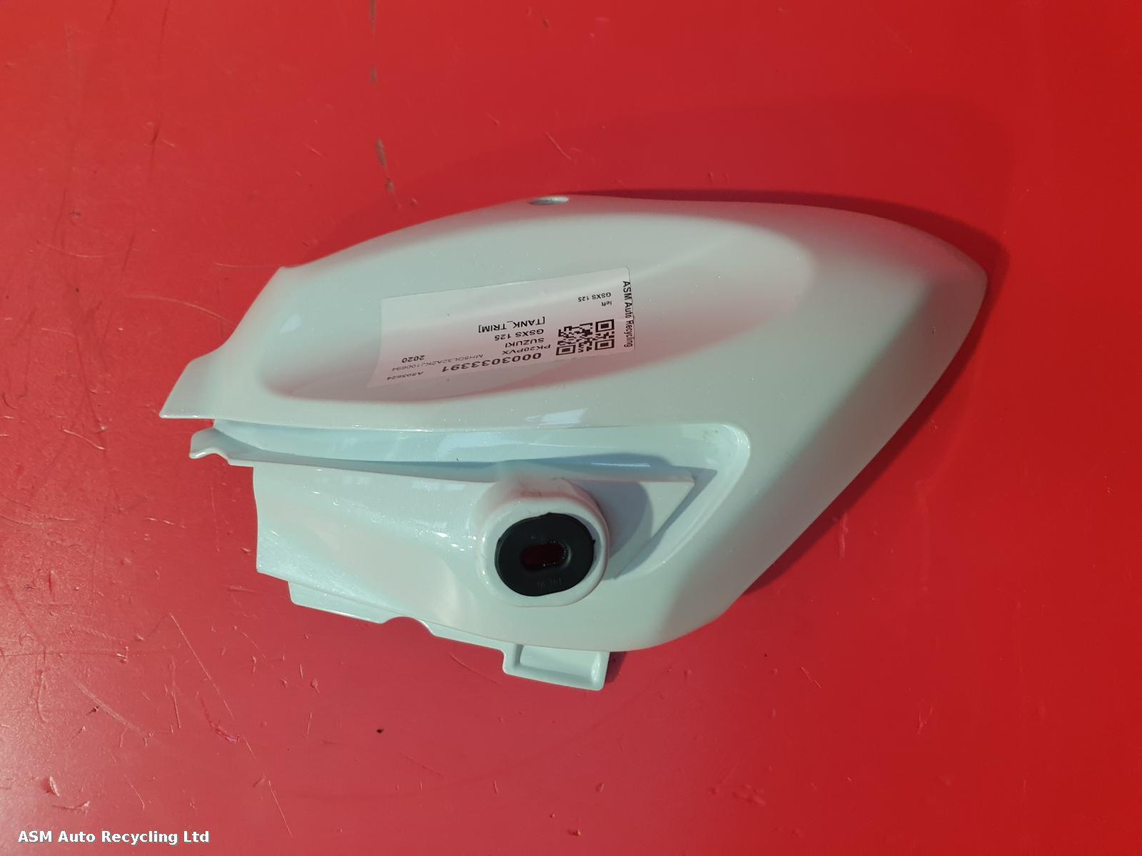 View Auto part Tank Trim Suzuki Gsxs 125 2020