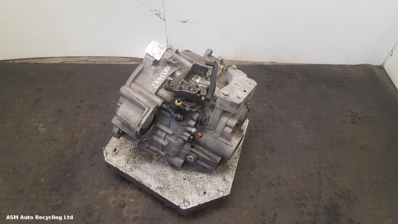 View Auto part Gearbox Audi A3 2017
