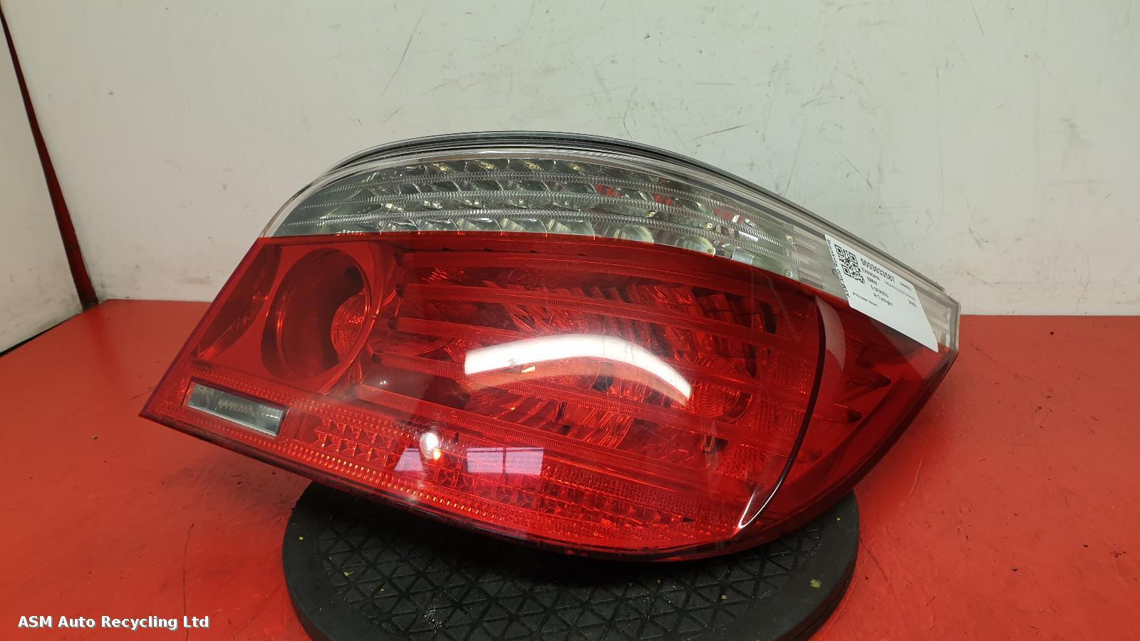 View Auto part R Taillight Bmw 5 Series 2009