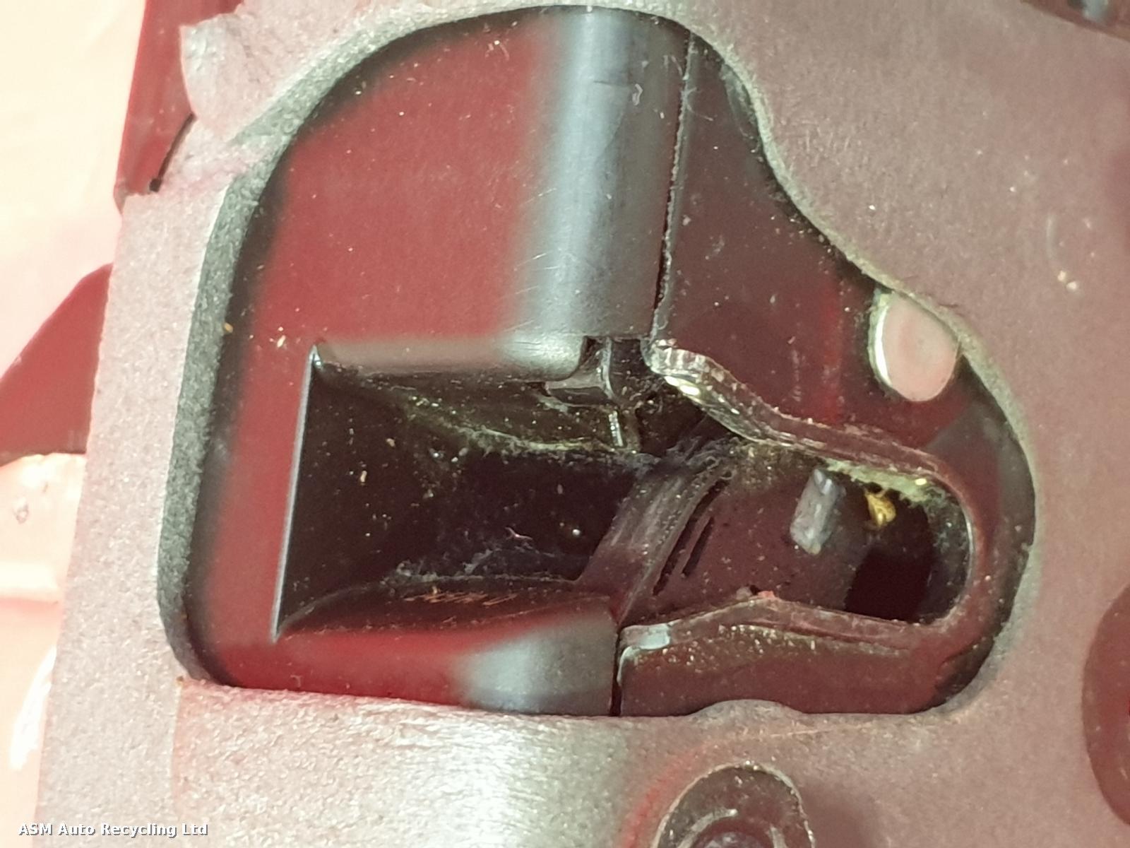 View Auto part Door Lock Assembly Jaguar F-pace 2018