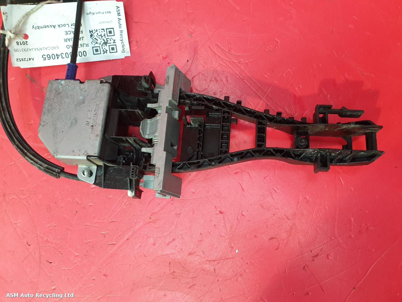 View Auto part Door Lock Assembly Jaguar F-pace 2018
