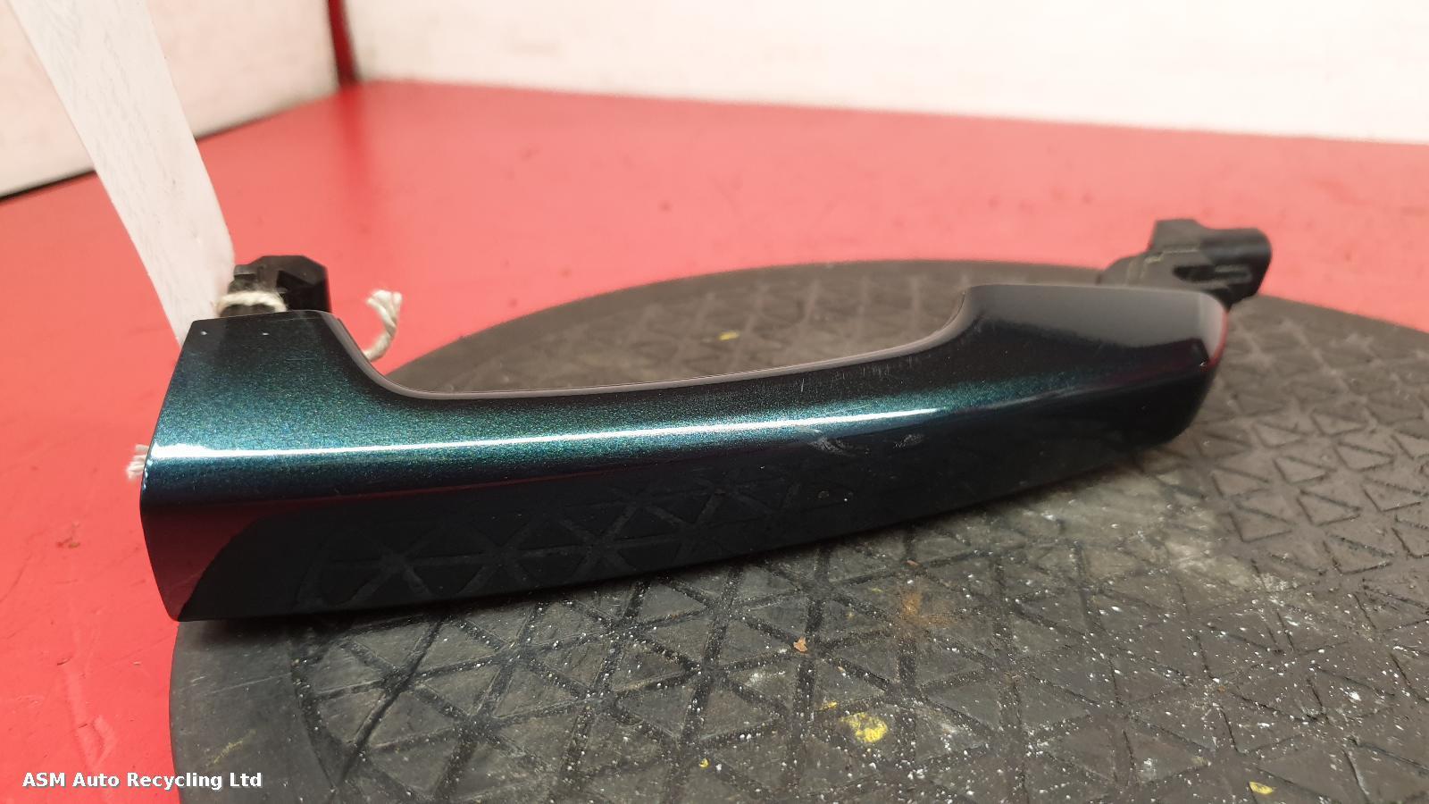 View Auto part Door Handle Jaguar F-pace 2018