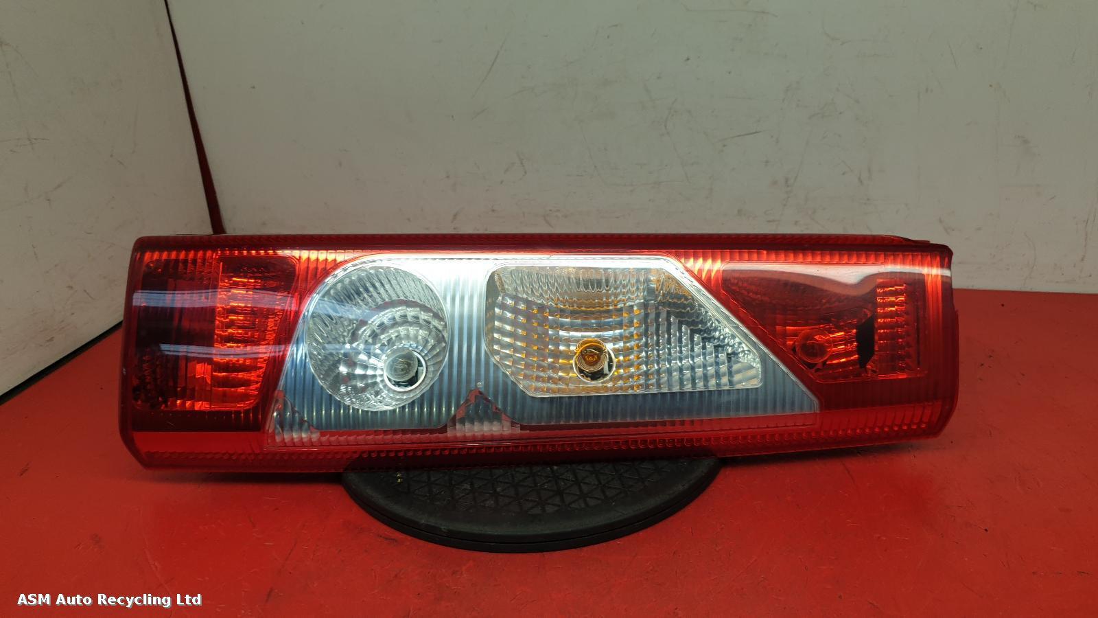 View Auto part R Taillight Toyota Proace 2016