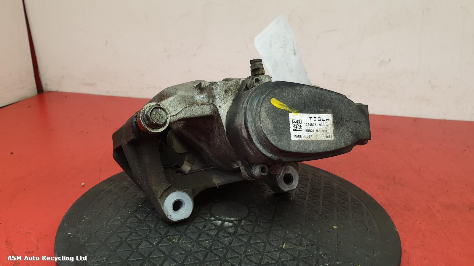 View Auto part Caliper Tesla Model 3 2020