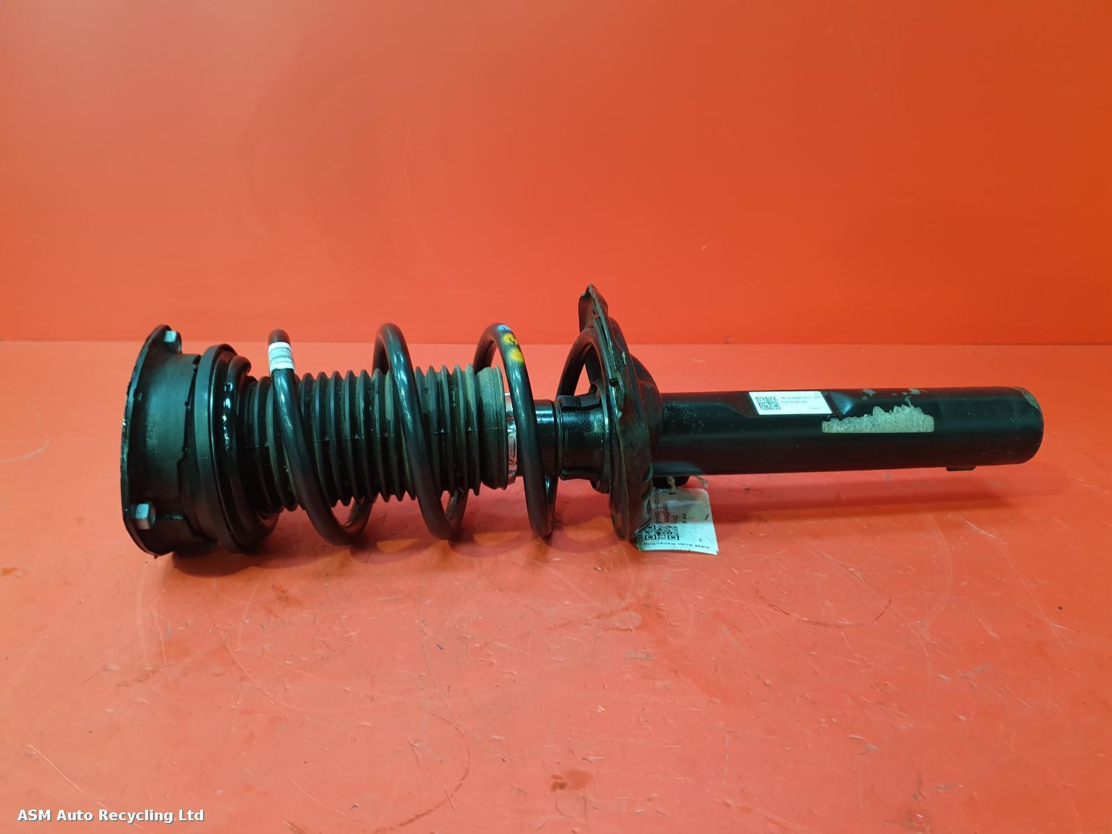 View Auto part RF Strut Volkswagen T-roc 2019
