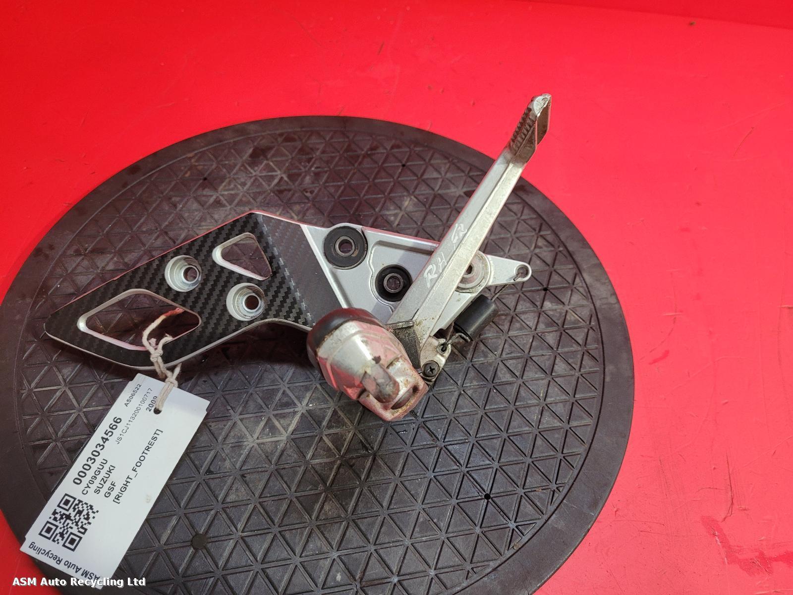 View Auto part Right Footrest Suzuki Gsf 2009