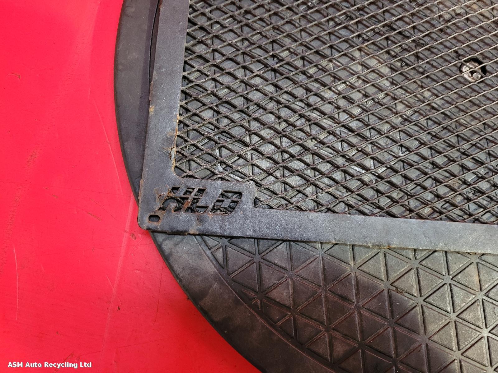 View Auto part Grille Suzuki Gsf 2009