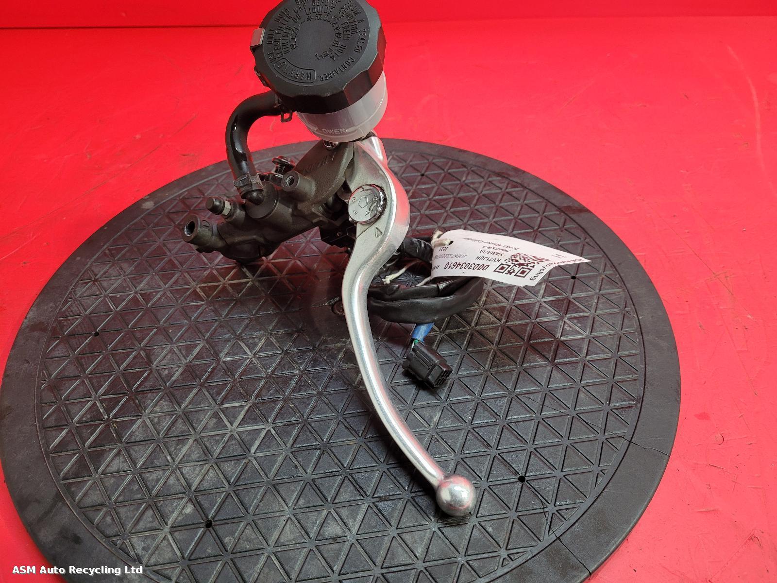View Auto part Master Cylinder Yamaha Tracer 9 2021