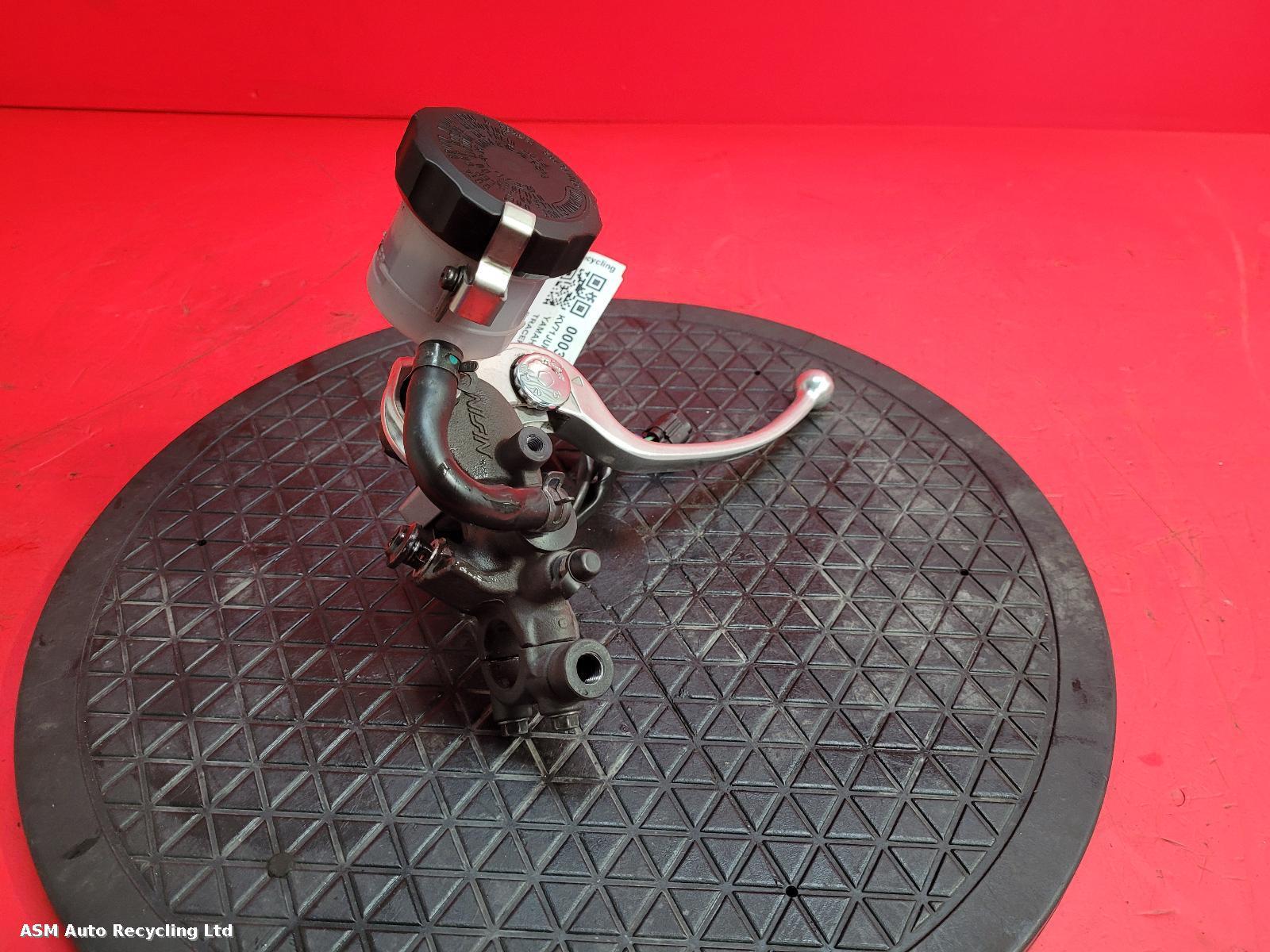 View Auto part Master Cylinder Yamaha Tracer 9 2021