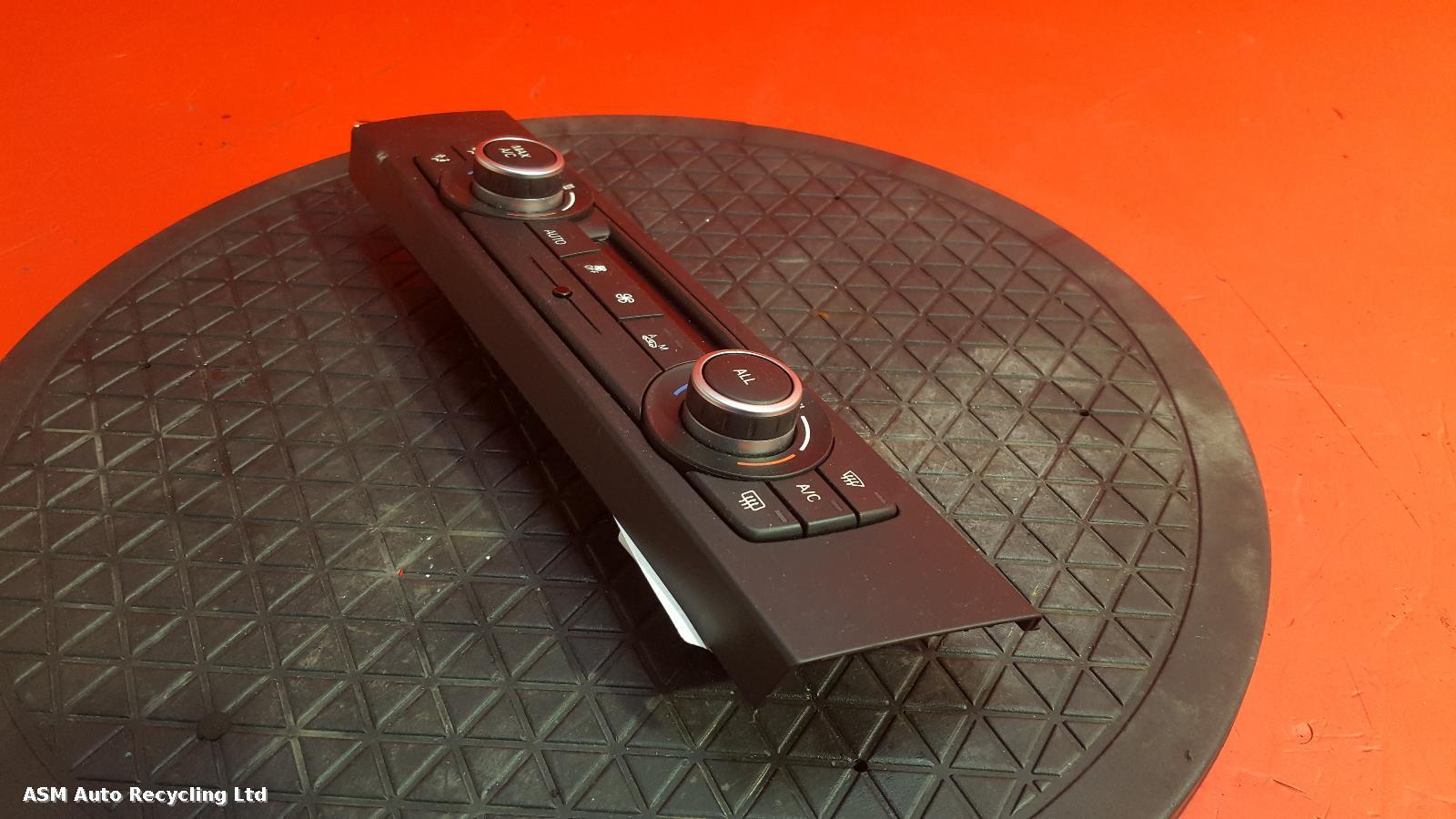View Auto part Heater/AC Controller Bmw 3 Series 2013