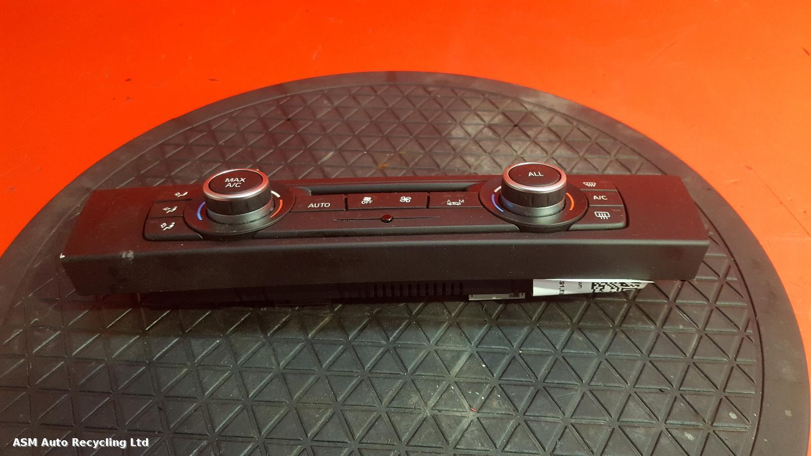 View Auto part Heater/AC Controller Bmw 3 Series 2013