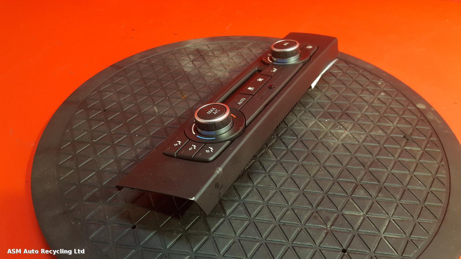 View Auto part Heater/AC Controller Bmw 3 Series 2013
