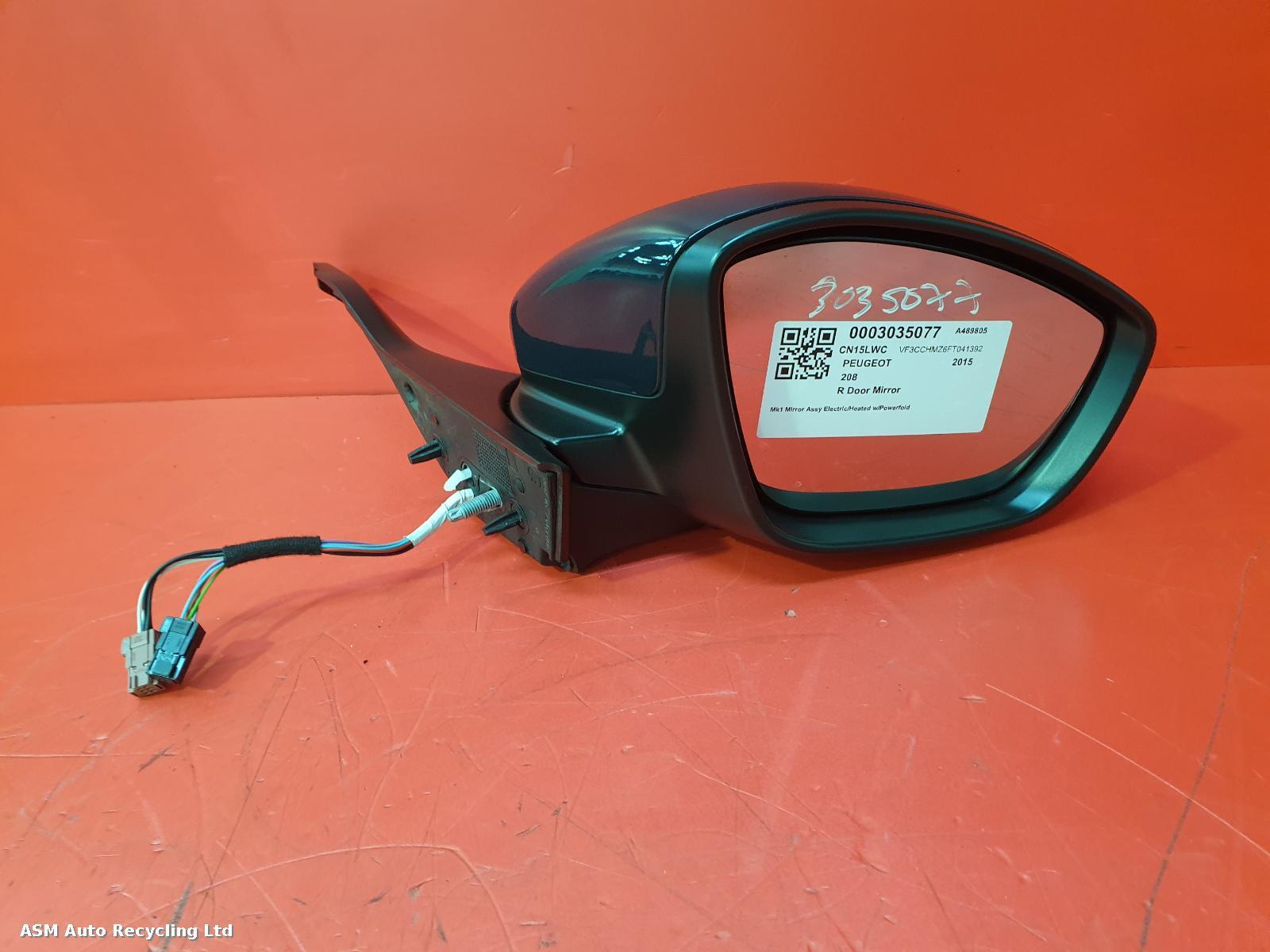 View Auto part R Door Mirror Peugeot 208 2015