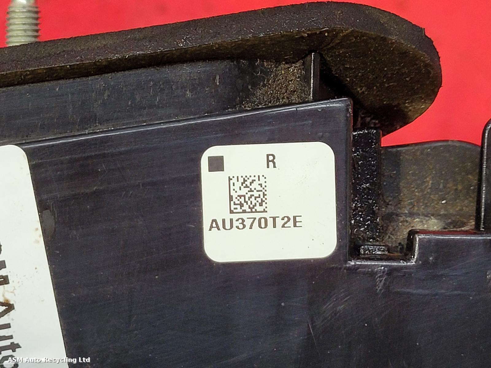 View Auto part R Taillight Audi A3 2013