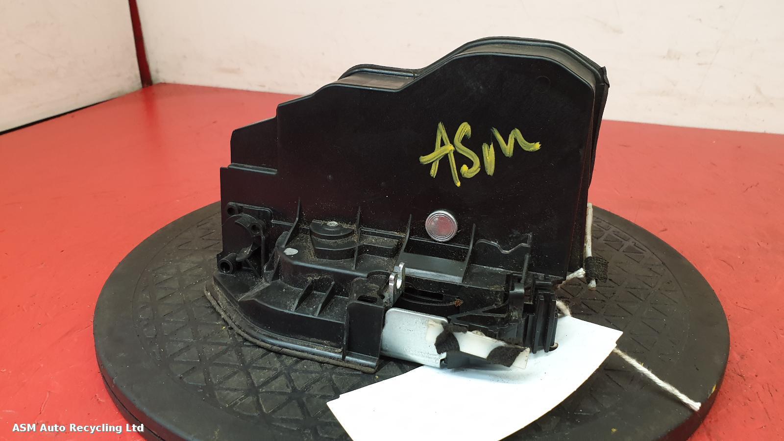 View Auto part Door Lock Assembly Bmw 1 Series 2013