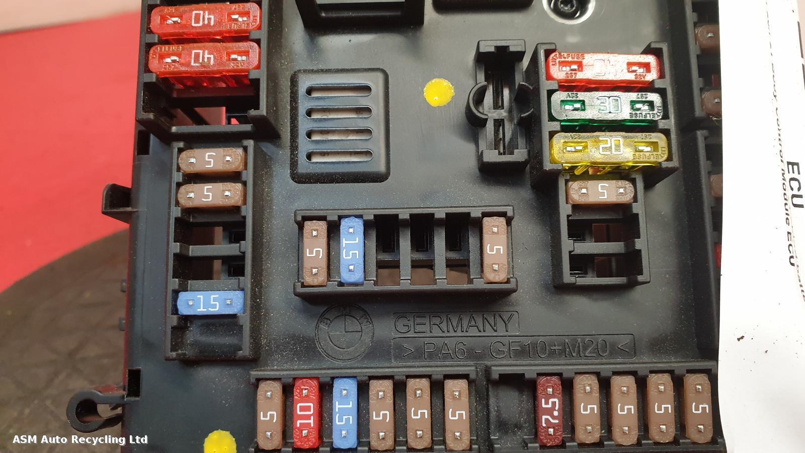 View Auto part Fuse Box Bmw 1 Series 2013