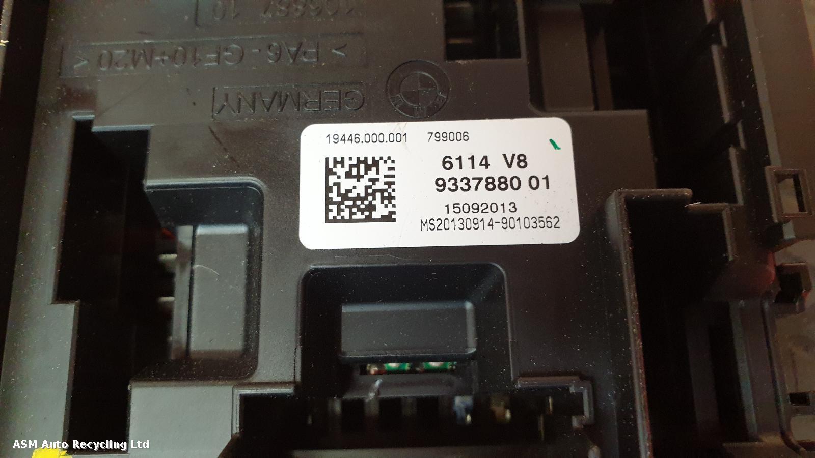 View Auto part Fuse Box Bmw 1 Series 2013