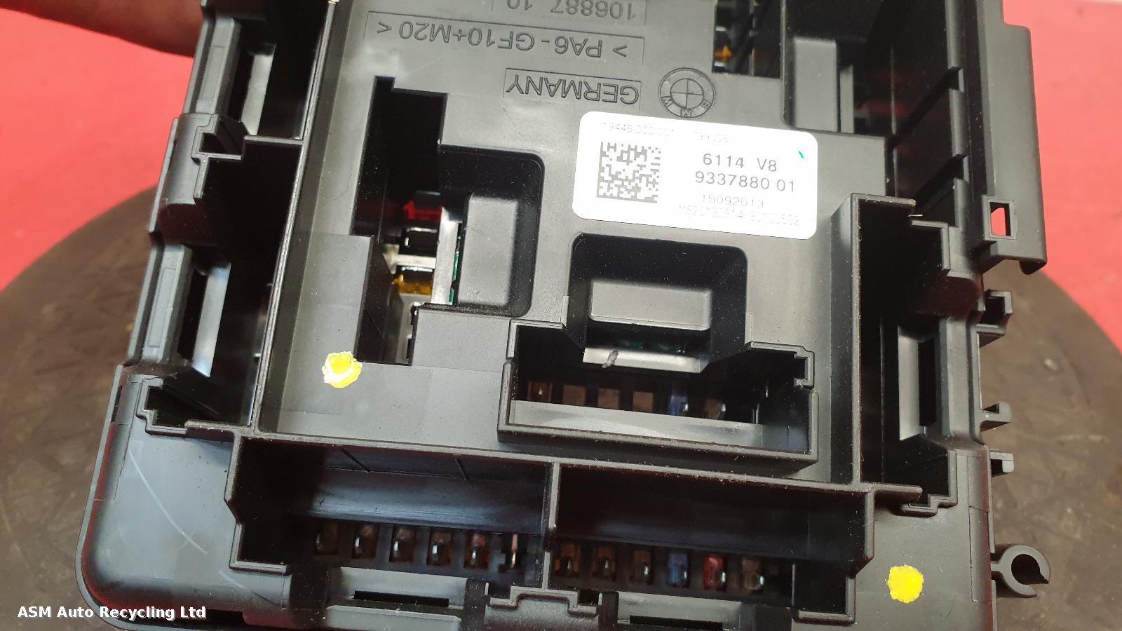 View Auto part Fuse Box Bmw 1 Series 2013