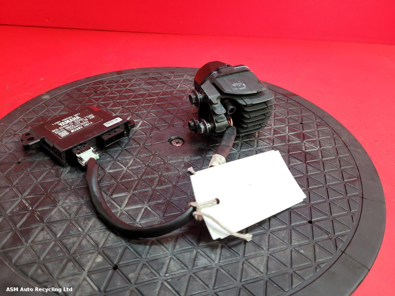 View Auto part Headlamp Yamaha Yzf R7 2023