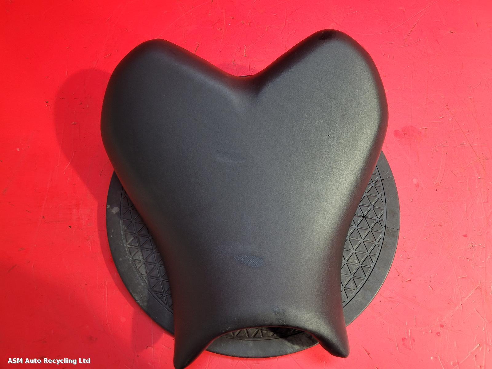 View Auto part Front Seat Yamaha Yzf R7 2023