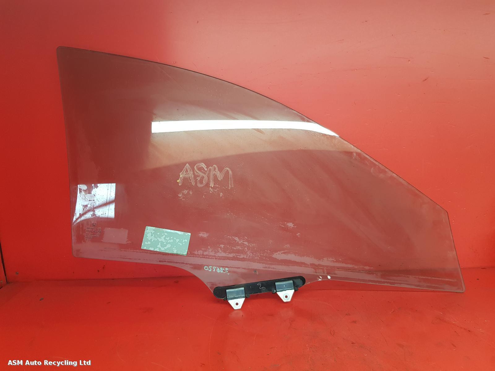 View Auto part LF Door Window Honda Crv 2010