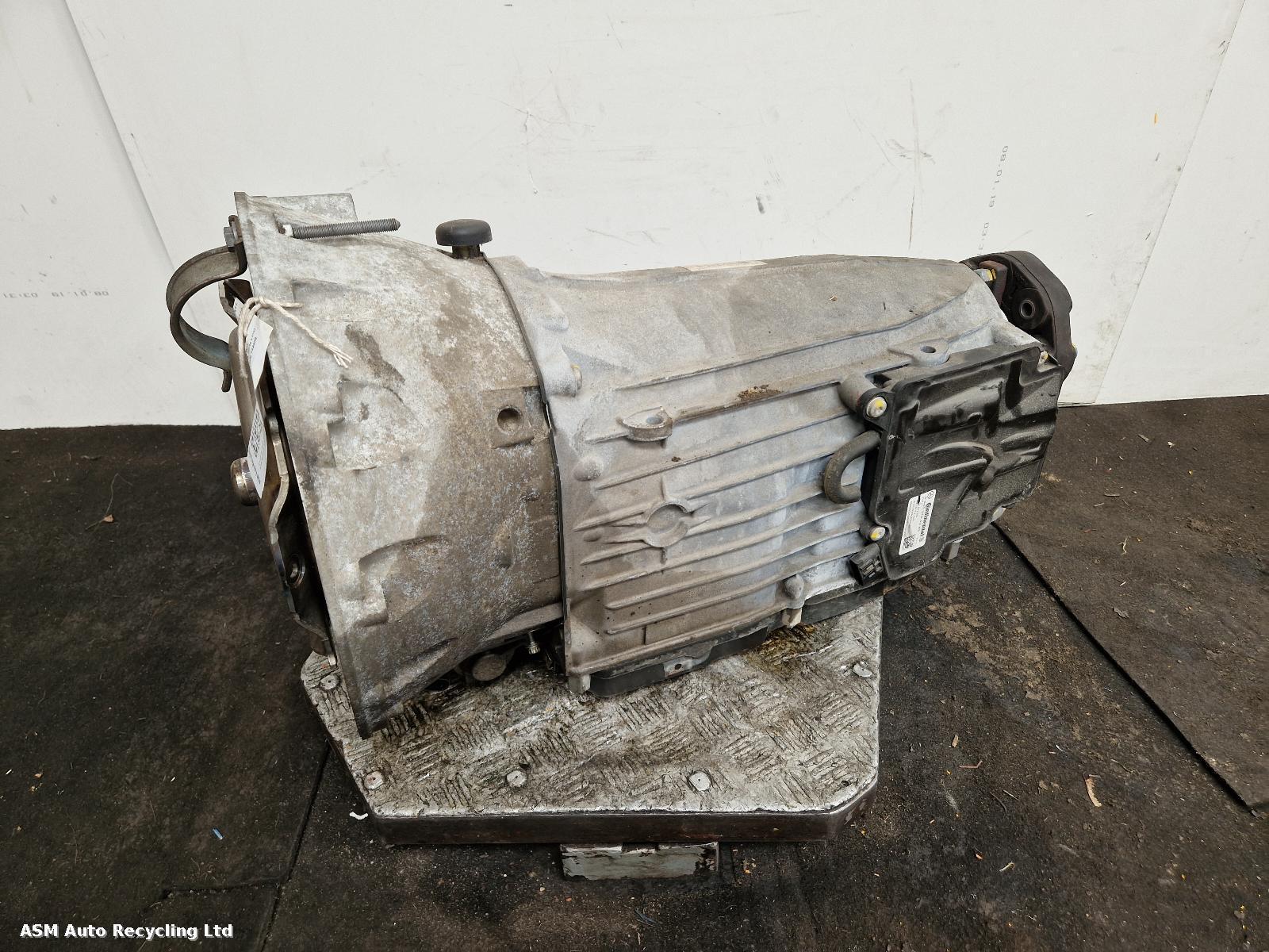 View Auto part Gearbox Mercedes E Class 2014