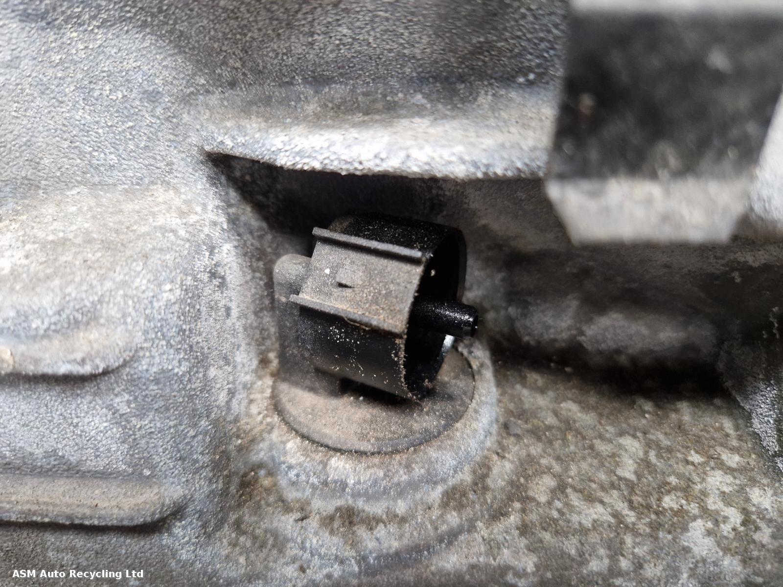 View Auto part Gearbox Mercedes E Class 2014