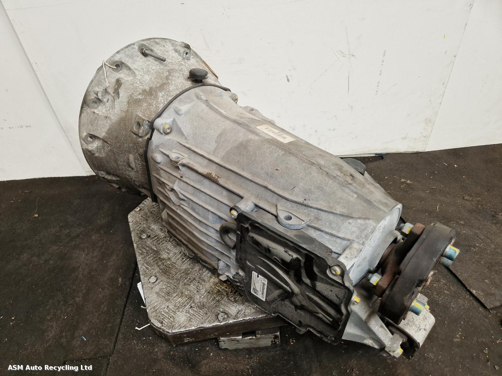 View Auto part Gearbox Mercedes E Class 2014