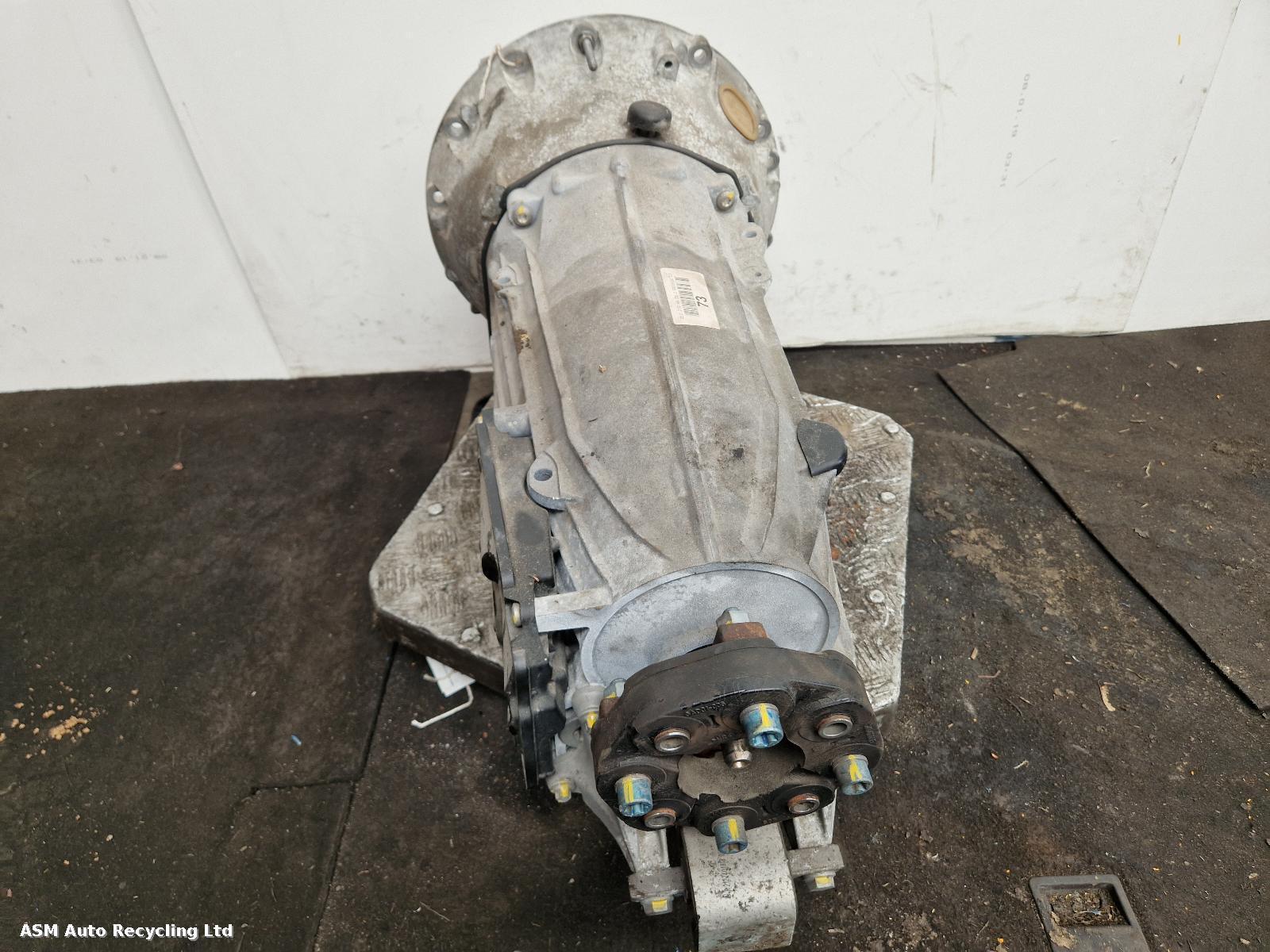 View Auto part Gearbox Mercedes E Class 2014