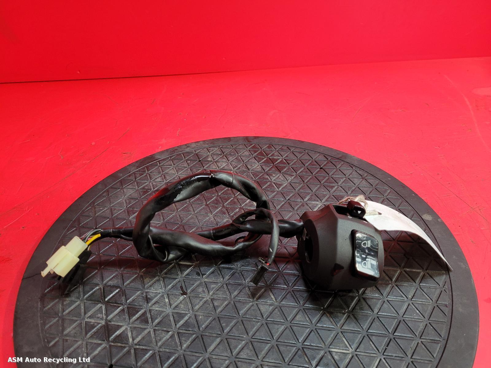 View Auto part LH Switch Gear Yamaha Yzf R125 2022