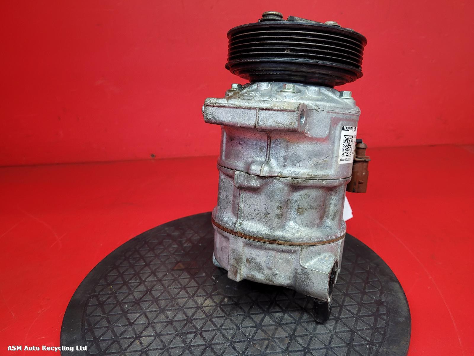View Auto part Compressor Volkswagen Golf 2020