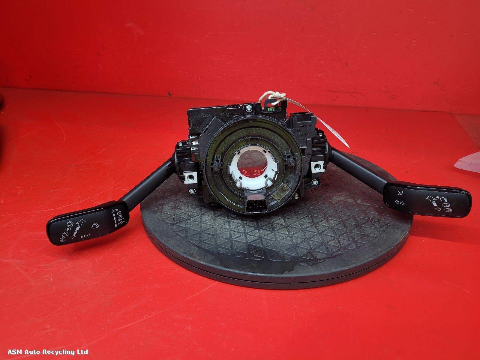 View Auto part Combination Switch Volkswagen Golf 2020