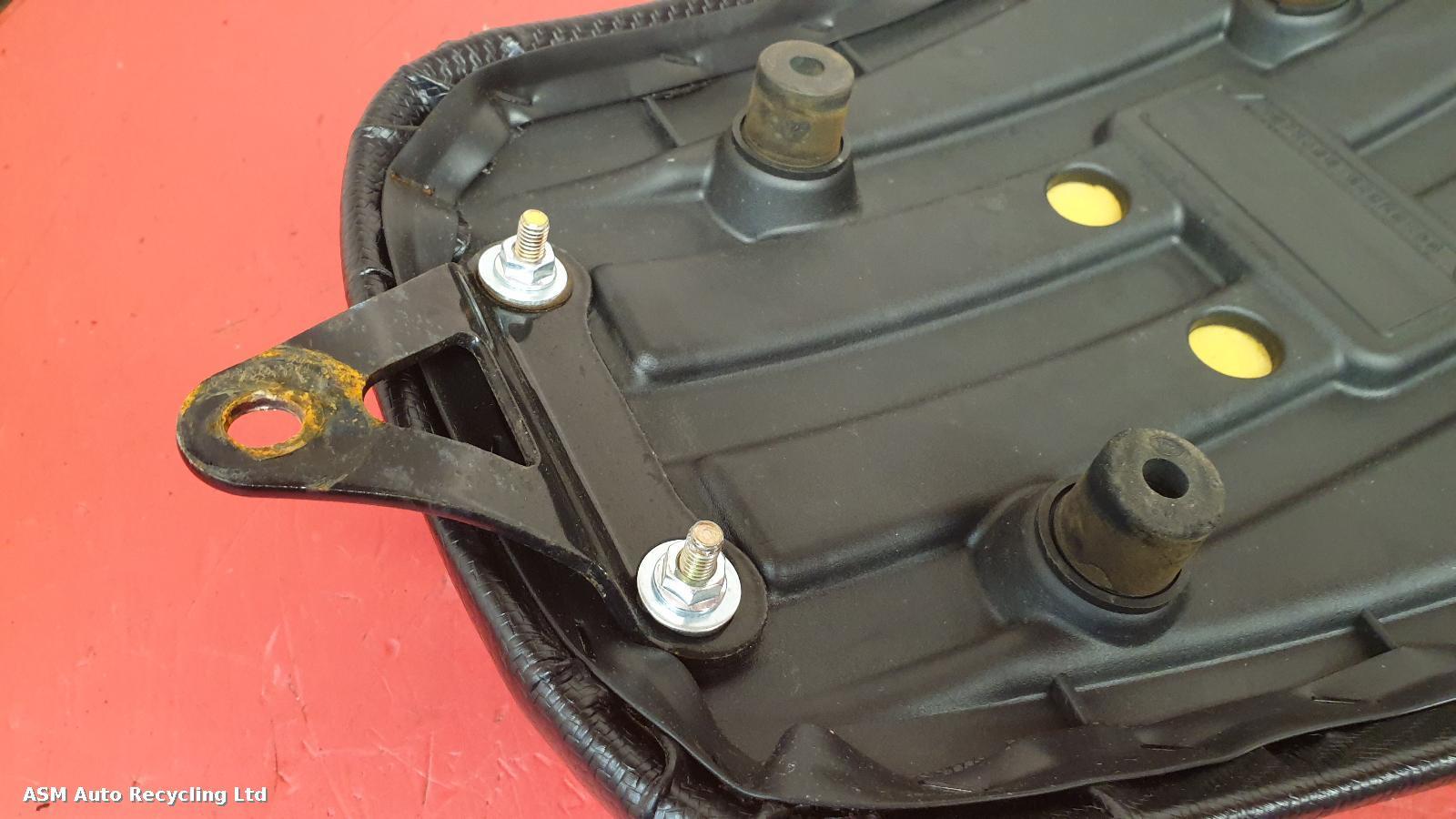 View Auto part Front Seat Sinnis Zs 125 Hoodlum 2020