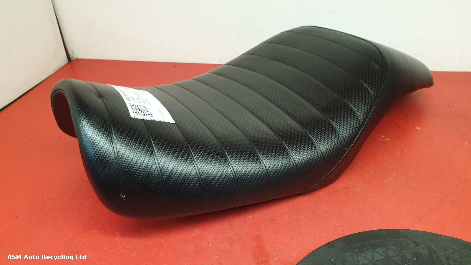 View Auto part Front Seat Sinnis Zs 125 Hoodlum 2020