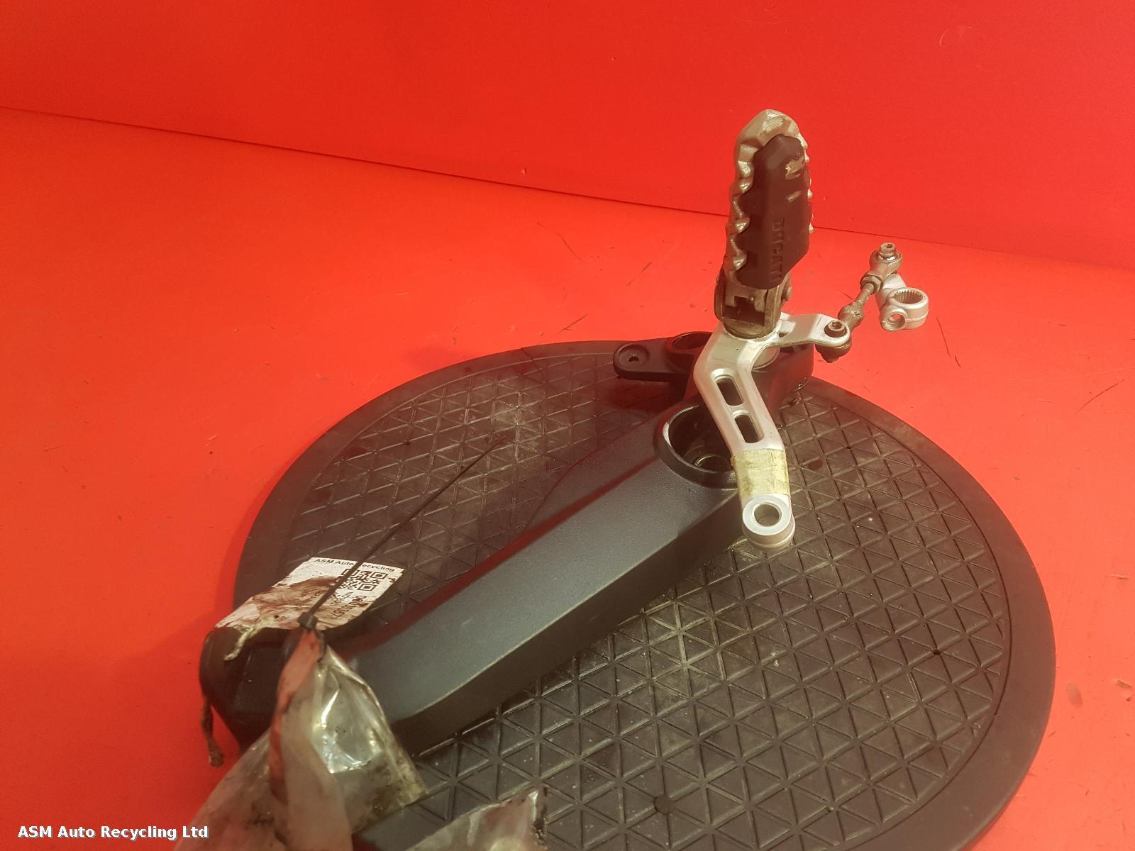 View Auto part Left Footrest Ducati Scrambler 1100 2018