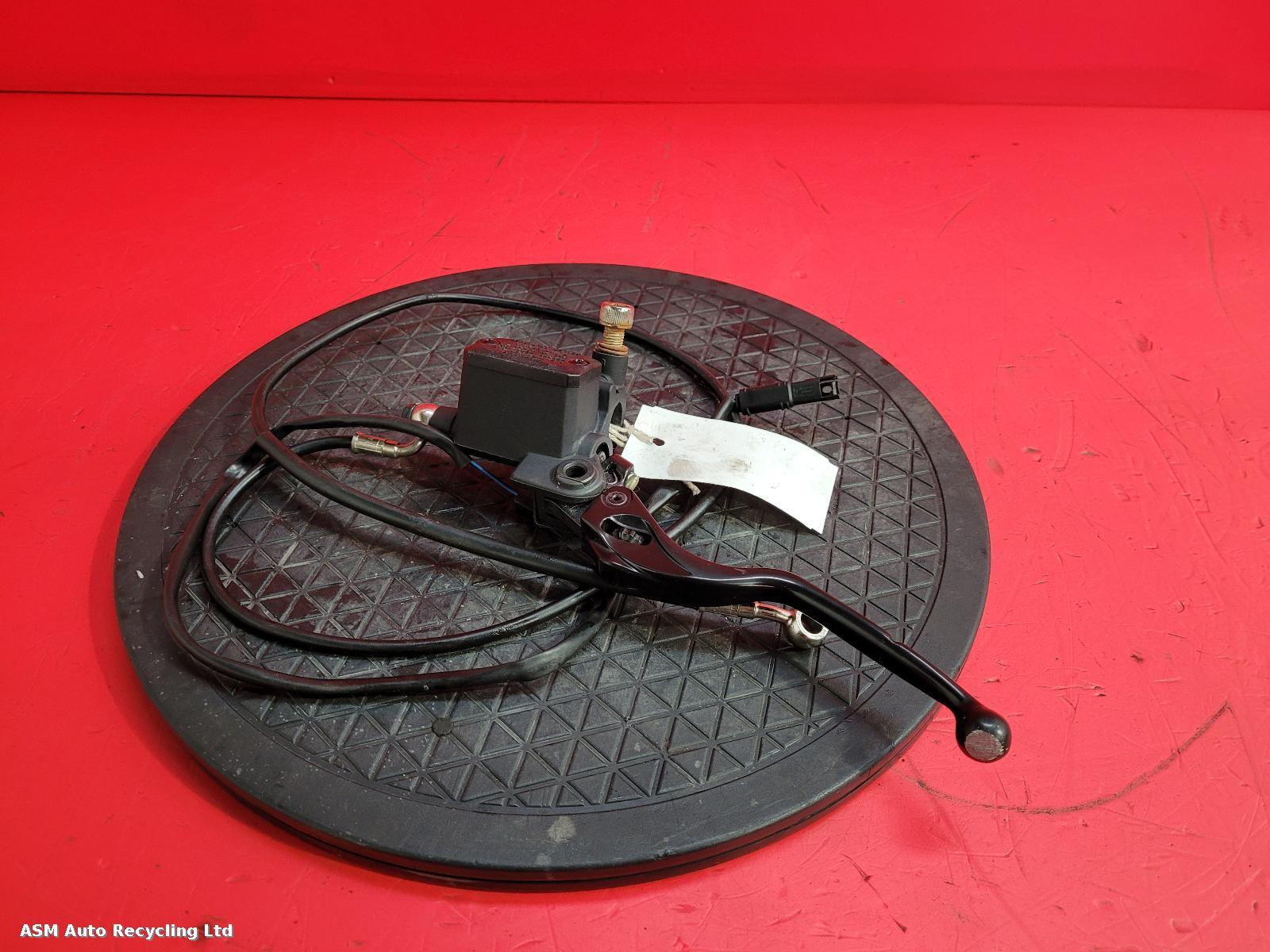 View Auto part Clutch Master Cylinder Ducati Scrambler 1100 2018