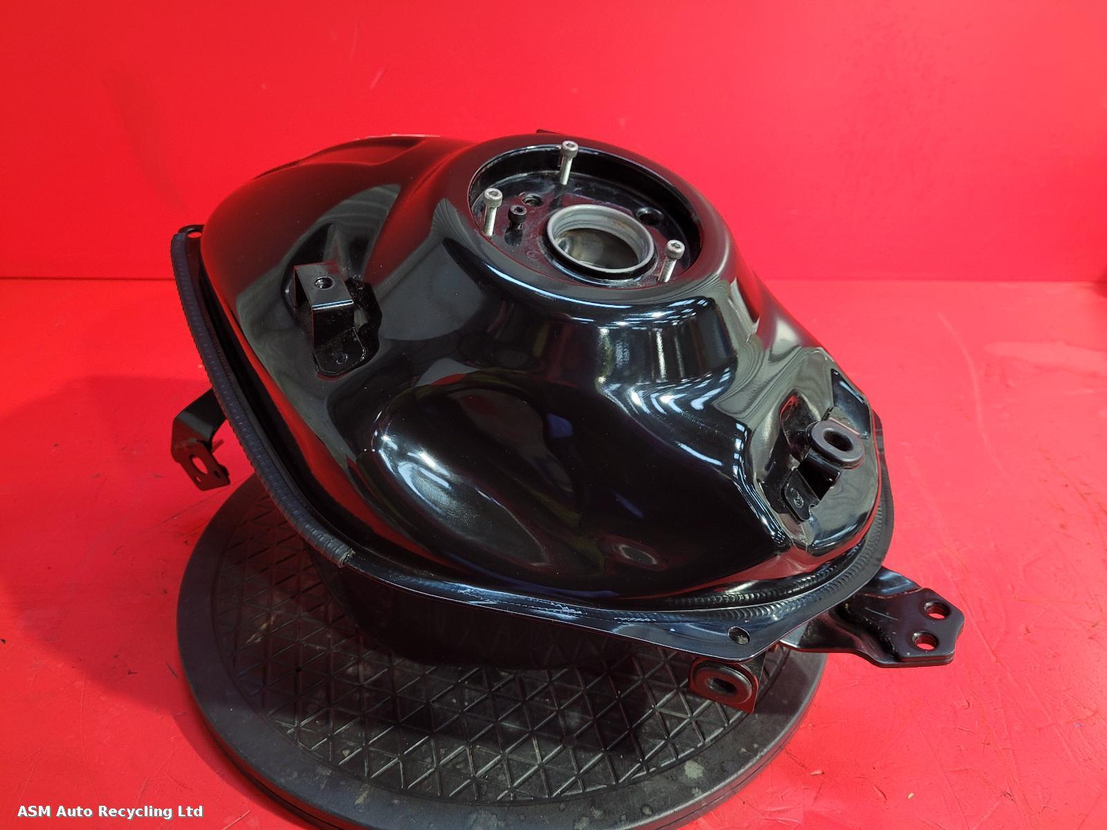View Auto part Fuel Tank Yamaha Yzf R125 2022