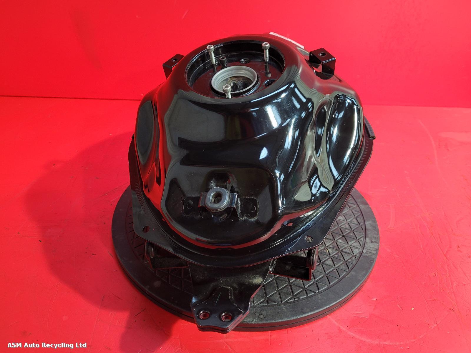 View Auto part Fuel Tank Yamaha Yzf R125 2022