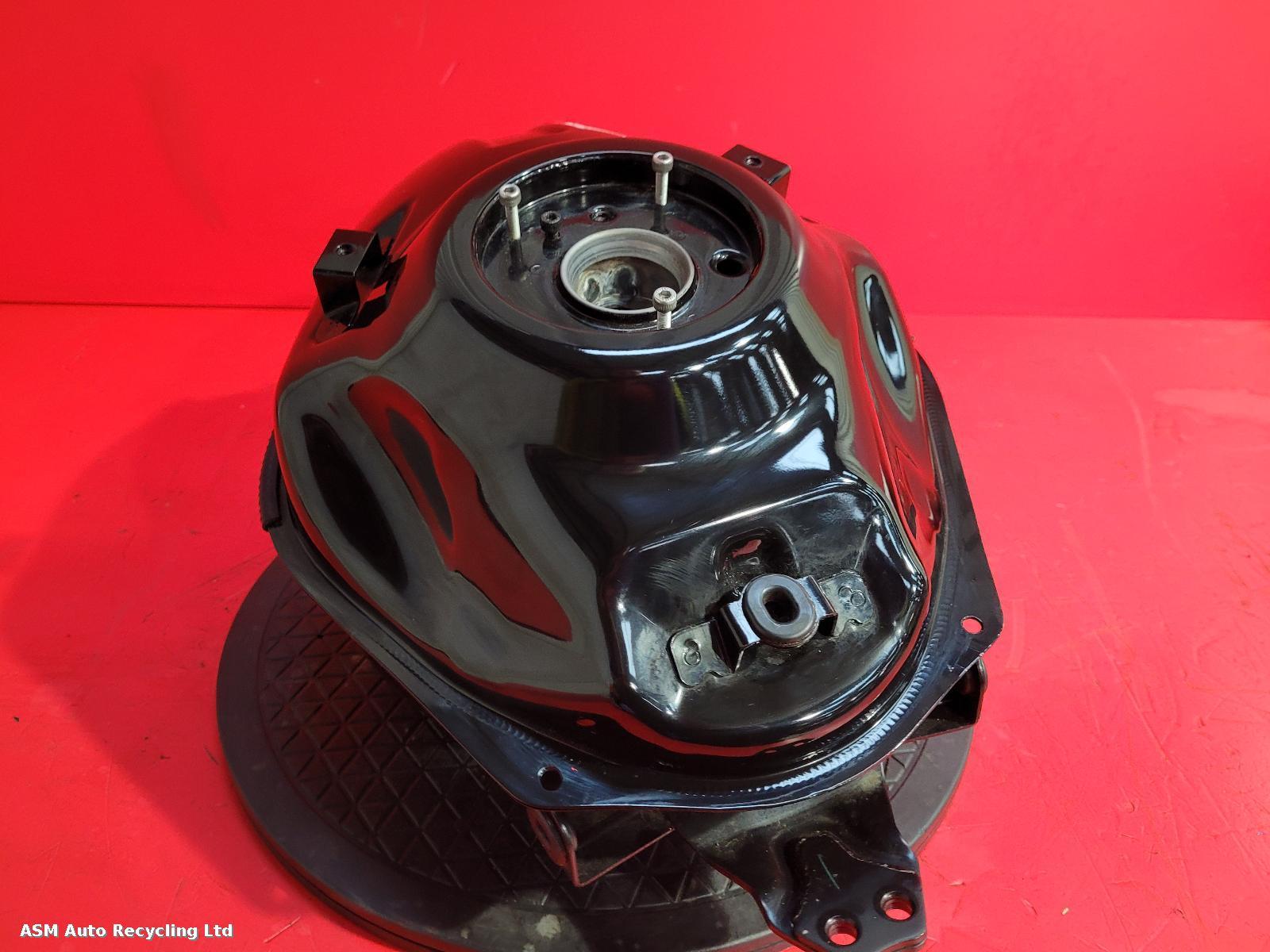 View Auto part Fuel Tank Yamaha Yzf R125 2022