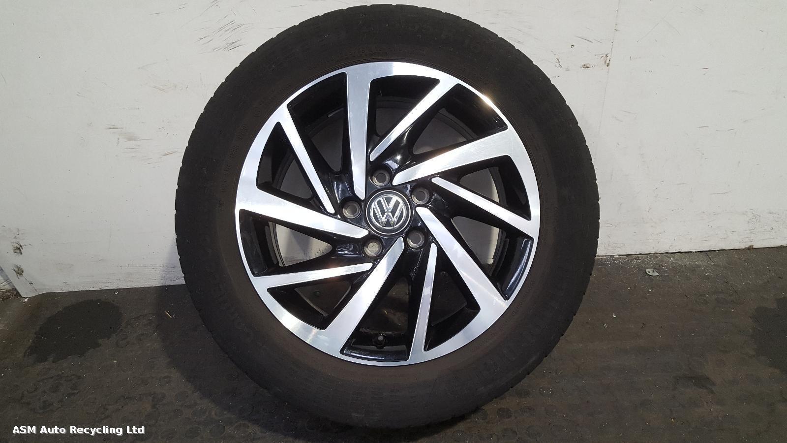 View Auto part Wheel Set Volkswagen Golf 2020